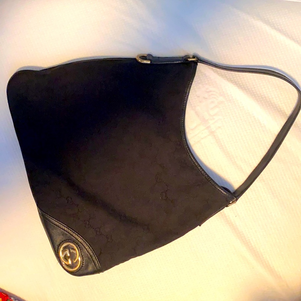 Gucci canvas purse
